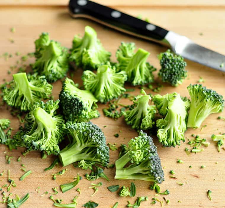 How To Cook Broccoli, 5 Ways